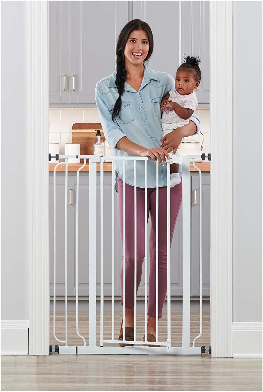 Regalo Safety 36″ Extra Tall Baby Gate for Doorways & Bottom of Stairs, Pressure Mounted Walk Through Gate for Babies, Toddlers & Pets, Tested & Safe for 30 Years, American Designed, American Owned