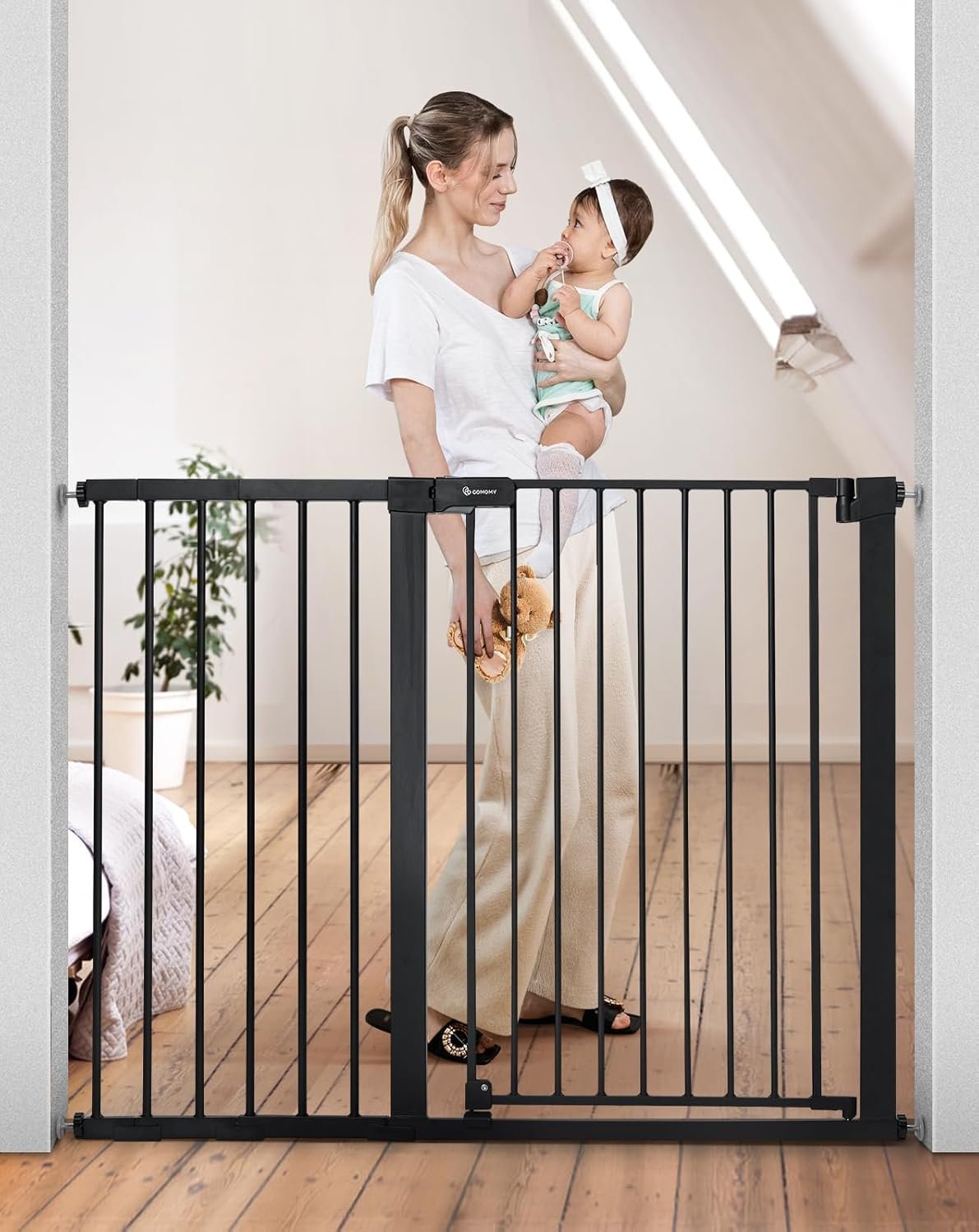 COMOMY 36″ Extra Tall Baby Gate for Stairs and Doorways – Fits 29.5″ to 48.8″ Wide Openings, Auto Close Extra Wide Dog Gate for House, Pressure Mounted Easy Walk Through Pet With Door, Black