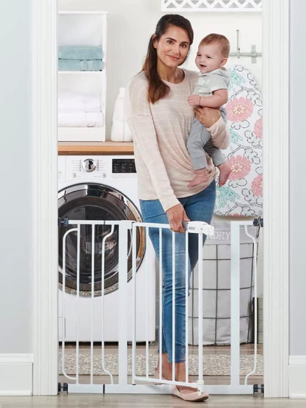 Regalo Safety 29-38.5″ Baby Gate for Doorways & Bottom of Stairs, Pressure Mounted Baby Gate with Door for Babies, Toddlers & Pets, Tested & Safe for 30 Years, American Designed, American Owned, White